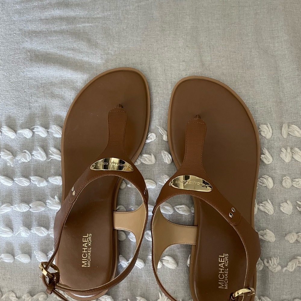 Women’s sandals